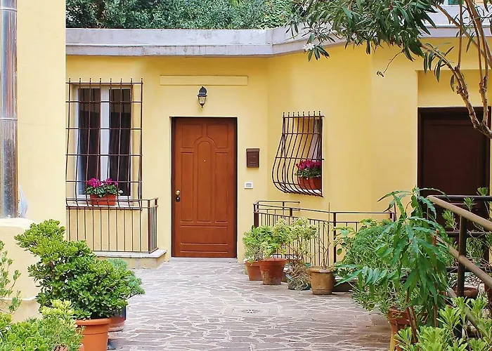 Alfieri Home Holiday